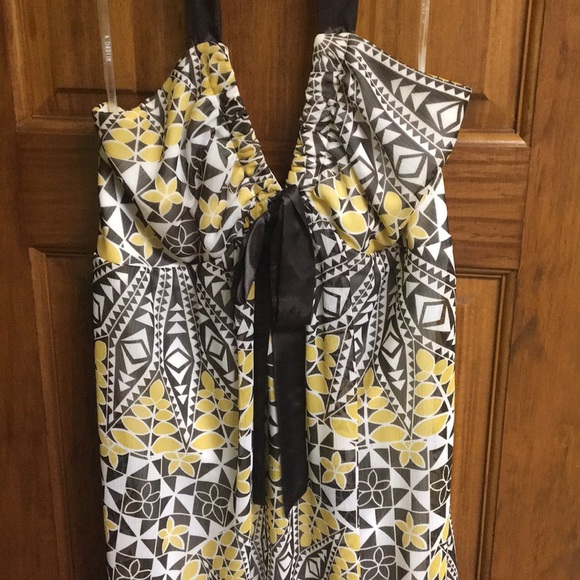Formal Dress - Picture 1 of 4